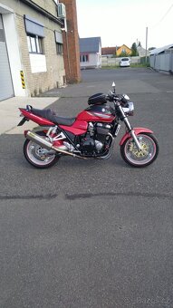 Suzuki GSX 1400. . SLEVA 15000
