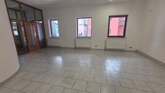Pronájem kanceláře , obchod. prostory centrum Rožnova p/R