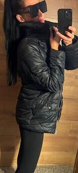 DÁMSKÁ ZIMNÍ STYLOVÁ BUNDA M 40