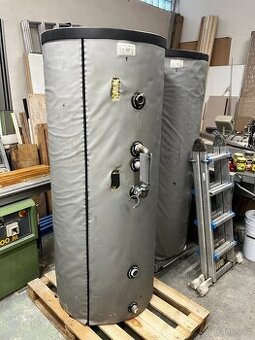 Prodám zásobníky na vodu(nádrže)