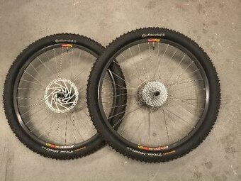 Zapletená kola 26" NOVATEC / MAVIC / Continental