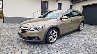 OPEL INSIGNIA COUNTRY TOURER 4x4 2.0 CDTI 120KW.ALU KOLA 18.