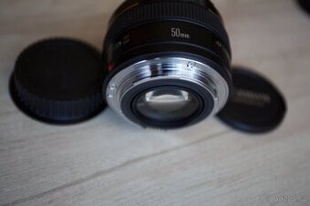 Canon EF 50mm 1:1.4