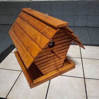 Krmítko pro ptáčky