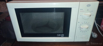 Mikrovlnná trouba ETA