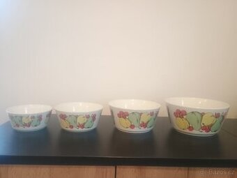 Misky Ditmar Urbach - 1