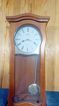 Nástěnné hodiny JVD