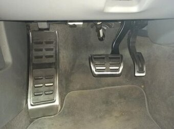 Nerezové nášlapy AUDI ŠKODA VW