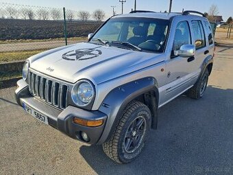 Jeep cherokee kj liberty