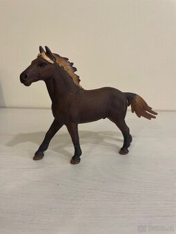 Kůň Schleich Mustang, hřebec