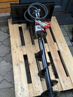 Zemní vrták Ø 20 cm  pro mininakladače