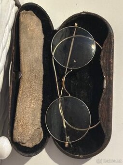 Stare bryle lenonky s pouzdrem