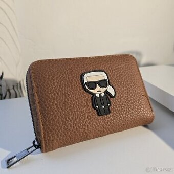 Dámská peněženka