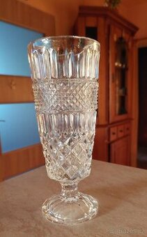 Retro váza na nožce TOP STAV