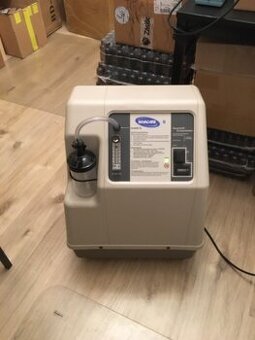 Koncentrátor kyslíku Invacare - DOPRAVA PO ČR
