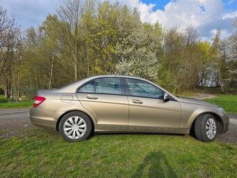 Mercedes Benz 2.2 diesel, rok.v. 2011- TOP