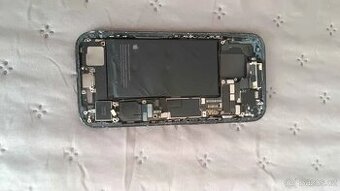 iphone 15 suciastky predam top ponuke ak mas zaujem pis