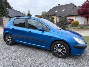 Peugeot 307 1.6 Benzín servisovaný vůz NOVÁ STK