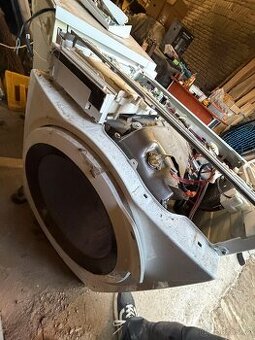 Pracka aeg l7wbg47w