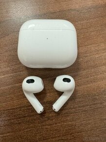 Apple AirPods bezdrátová sluchátka s MagSafe (2021) 3.gen - 1