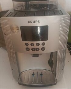 Espresso kávovar KRUPS Essential EA81 - 1