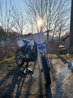 Yamaha YZ 125