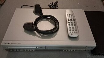 Video / DVD Kombo Philips DVP 3100V + originál VHS