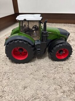 Bruder Traktor Fendt 1050 Vario