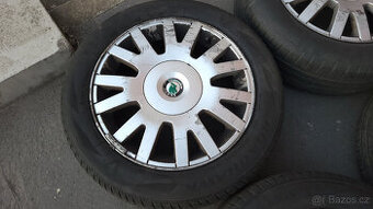 80% orig. letní ALU kola Škoda/VW 16" 5x112