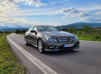 Mercedes Benz E coupe 350 CDI AMG - hnědá kůže