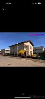 Prodej, rodinný dům 5+1, 585 m2, Liběšice