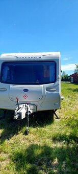 Karavan. Bailey 2004
