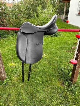 Kožené drezurní sedlo Waldhausen comfort 17,5