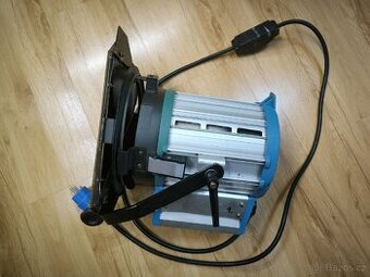 Arri 1000W - studiové světlo - 1