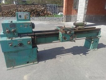 Soustruh TOS SN 40 B/2000