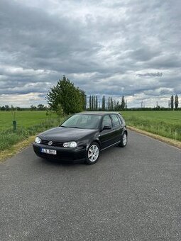 Volkswagen Golf IV. 1.4 16V 55kw benzín