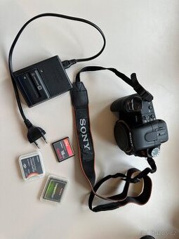 Sony DSLR-A350 + příslušenství + volitelný objektiv