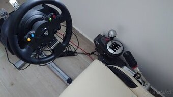 Thrustmaster TMX PRO + Playseat Evolution s příslušenstvím