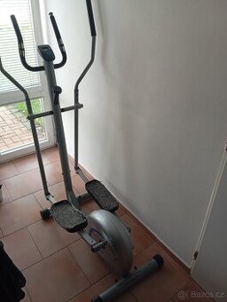 Eliptický trenažér Laubr Sport BE520