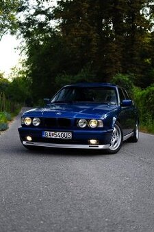 BMW E34 540i V8 Manual