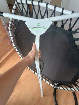 Jumping sport trampolína
