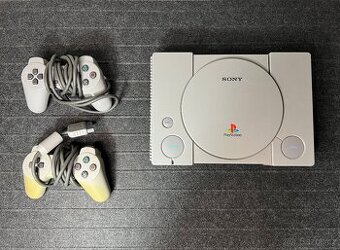 Sony PlayStation 1 – originální konzole + 2 ovladače