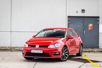 Volkswagen Golf 1.4 TSI BMT 122k R-Line Comfortline