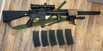 Airsoft CM.072-M16 DMR UPGRADE +5 zásobníků a baterie ZDARMA