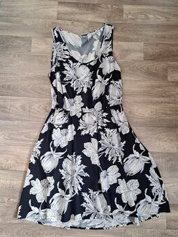 Letní šaty vel. S/M