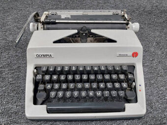 Psací stroj Olympia Monica