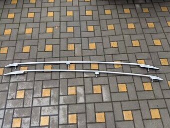 VW Touran 1T3 chromové hagusy