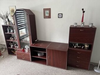 Obývací stěna + konferenční stůl