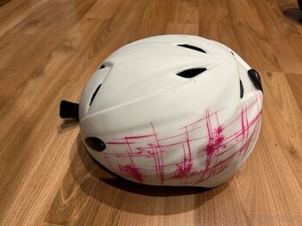 Dětská lyžařská helma