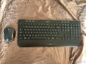Sada bezdrátové klávesnice a myši Logitech MK520